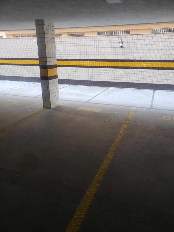 Apto Rj Mobiliado Ha 170 Metros Da Do Com Wi-fi E Garagem Coberta *
