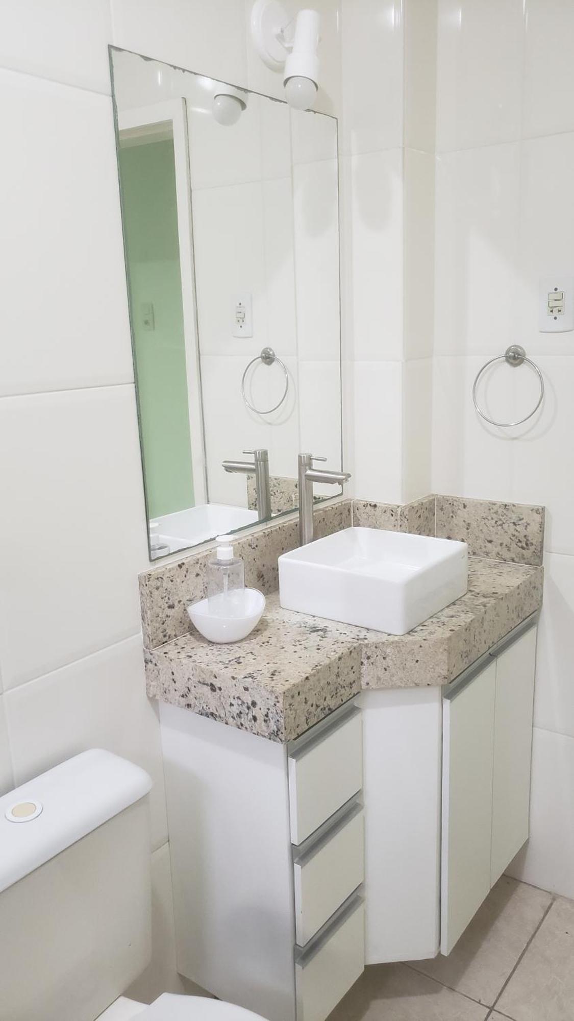 Apto Rj Mobiliado Ha 170 Metros Da Do Com Wi-fi E Garagem Coberta Cabo Frio